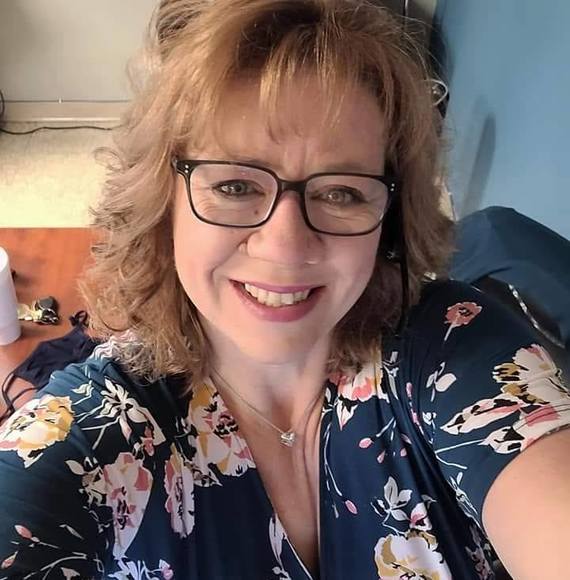 Meet your Posher, Traci - Picture 1 of 1